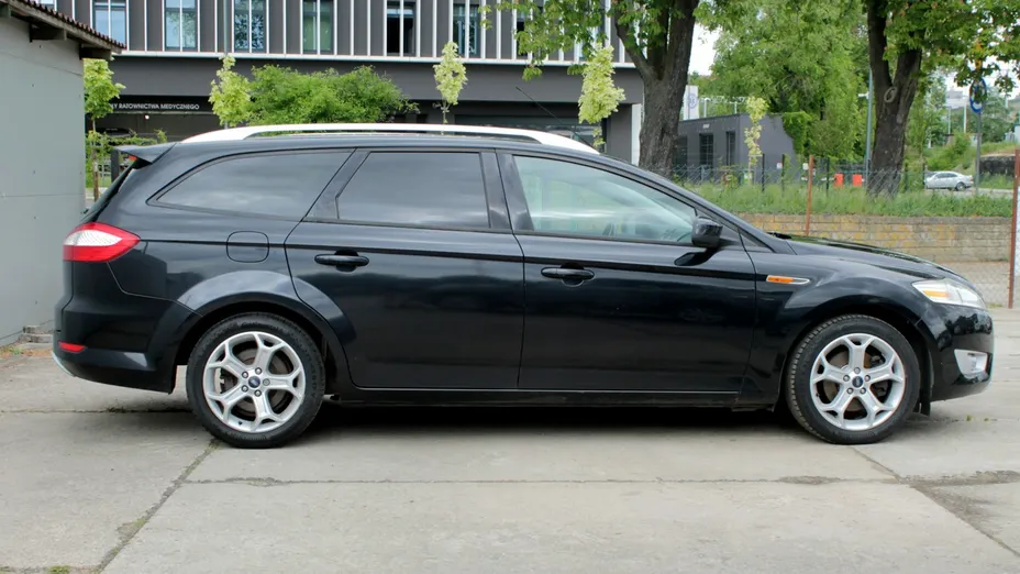 FORD Mondeo -