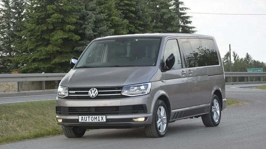 VOLKSWAGEN Multivan -
