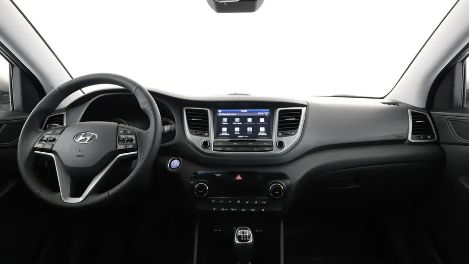 HYUNDAI Tucson -