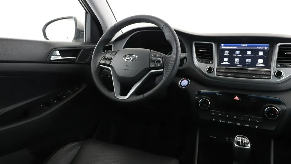 HYUNDAI Tucson -
