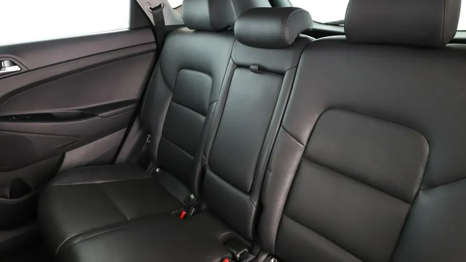 HYUNDAI Tucson -