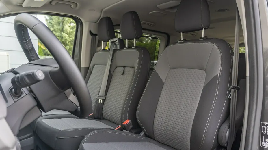 VOLKSWAGEN Caravelle -