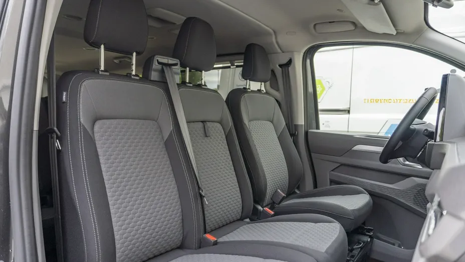 VOLKSWAGEN Caravelle -