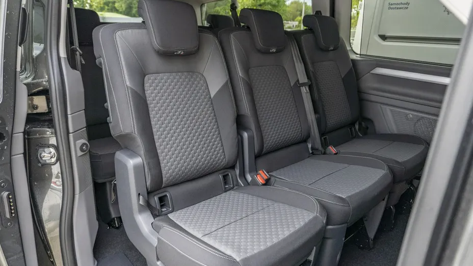 VOLKSWAGEN Caravelle -