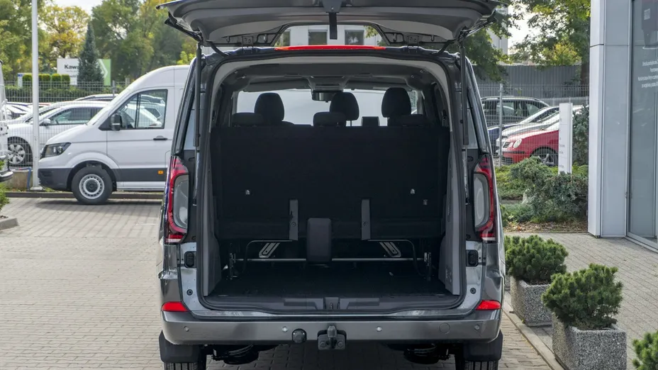VOLKSWAGEN Caravelle -
