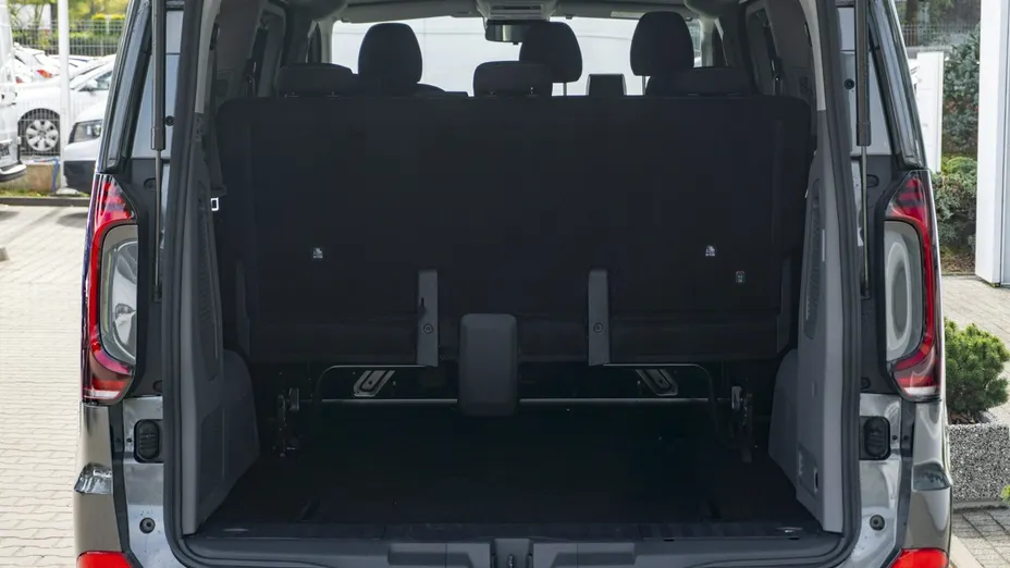 VOLKSWAGEN Caravelle -