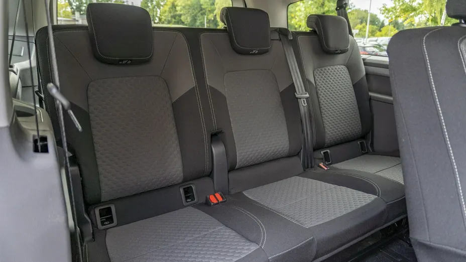 VOLKSWAGEN Caravelle -