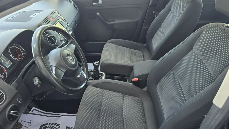 VOLKSWAGEN Golf Plus -