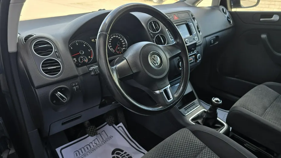 VOLKSWAGEN Golf Plus -