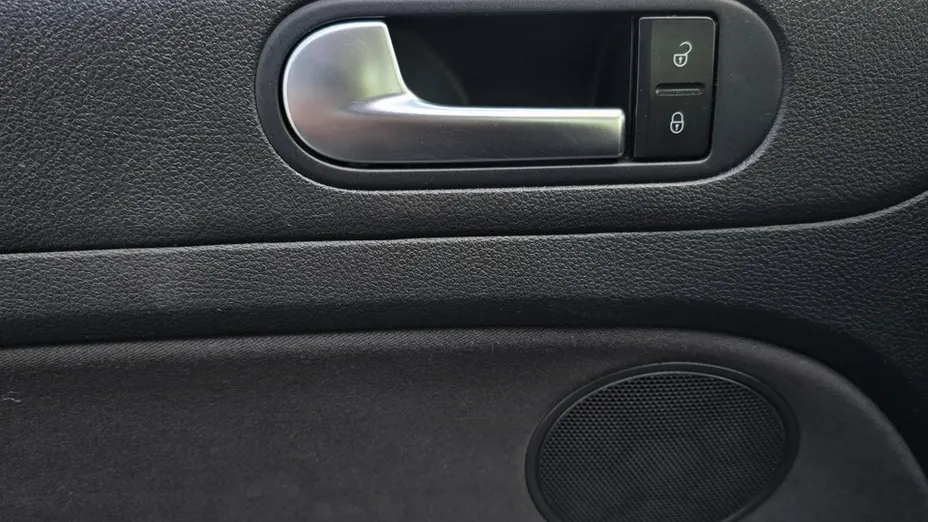 VOLKSWAGEN Golf Plus -