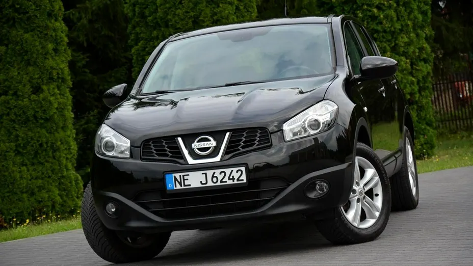 NISSAN Qashqai -