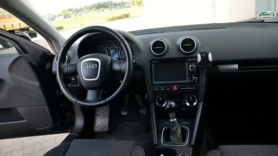 AUDI A3 Sportback -