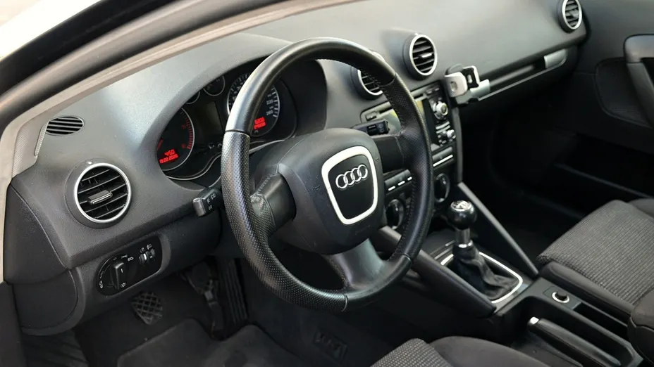 AUDI A3 Sportback -