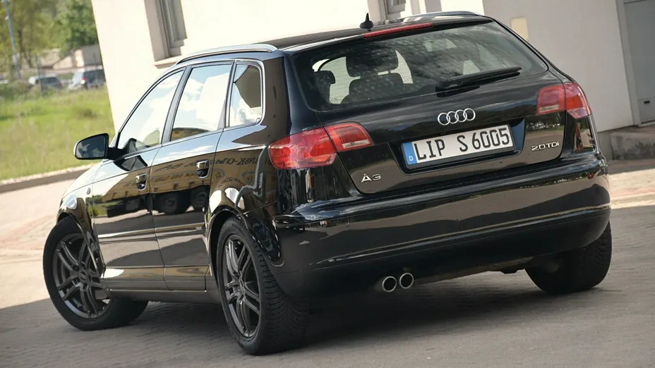 AUDI A3 Sportback -