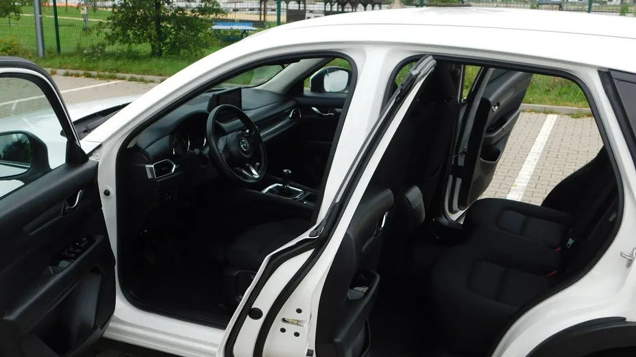 MAZDA CX-5 -