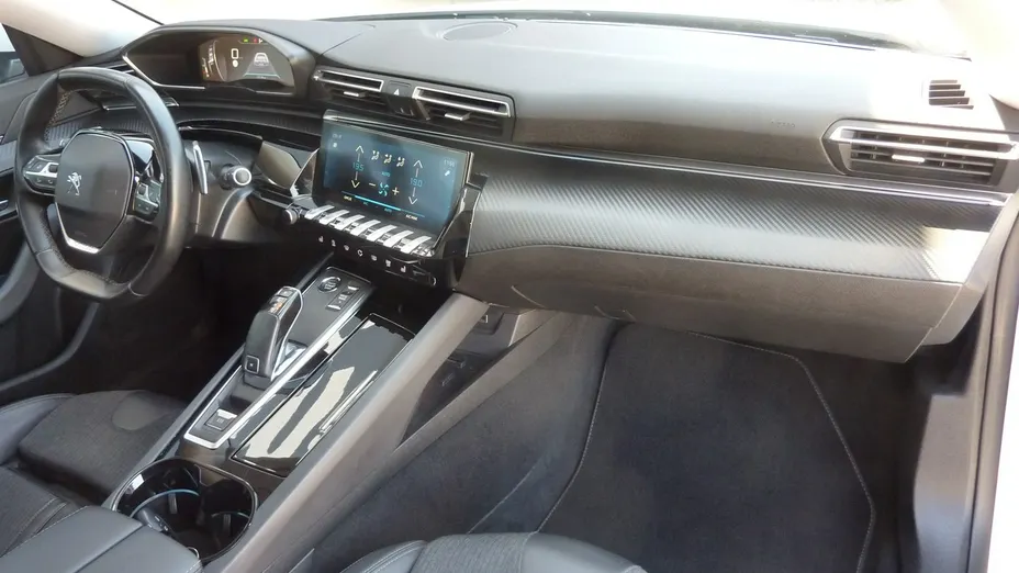 PEUGEOT 508 -