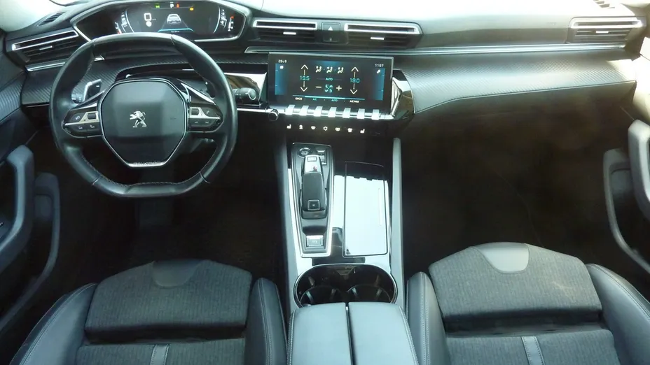 PEUGEOT 508 -