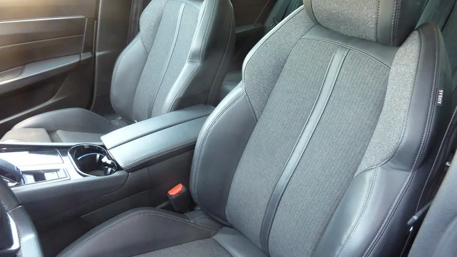 PEUGEOT 508 -