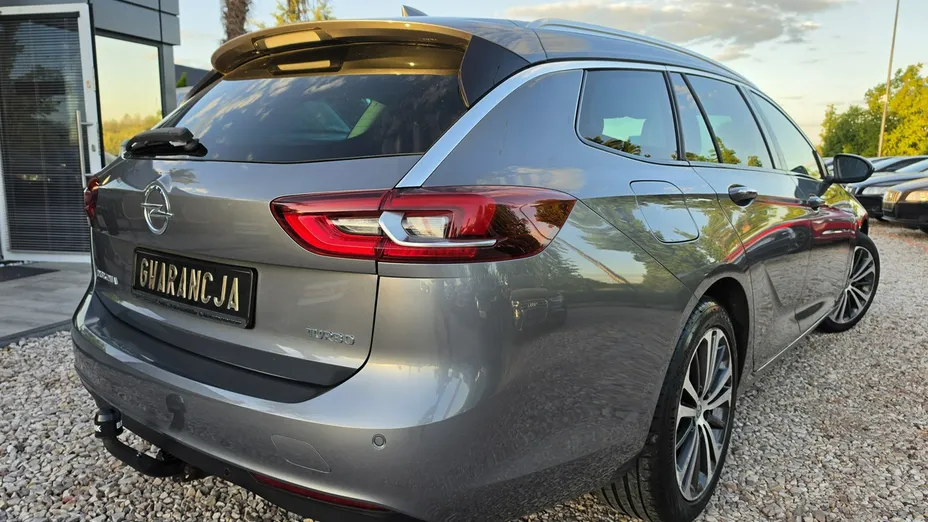 OPEL Insignia -