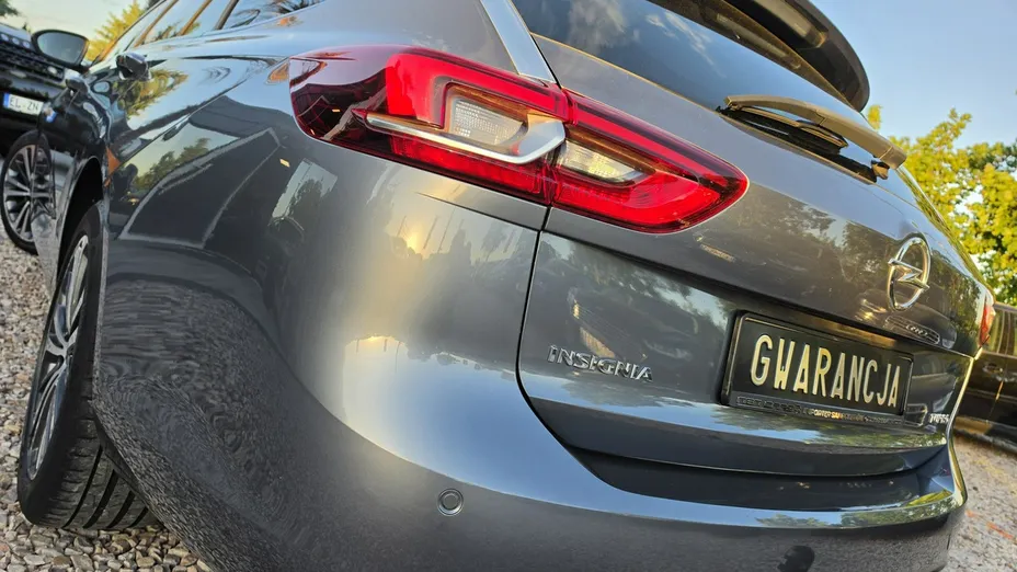 OPEL Insignia -