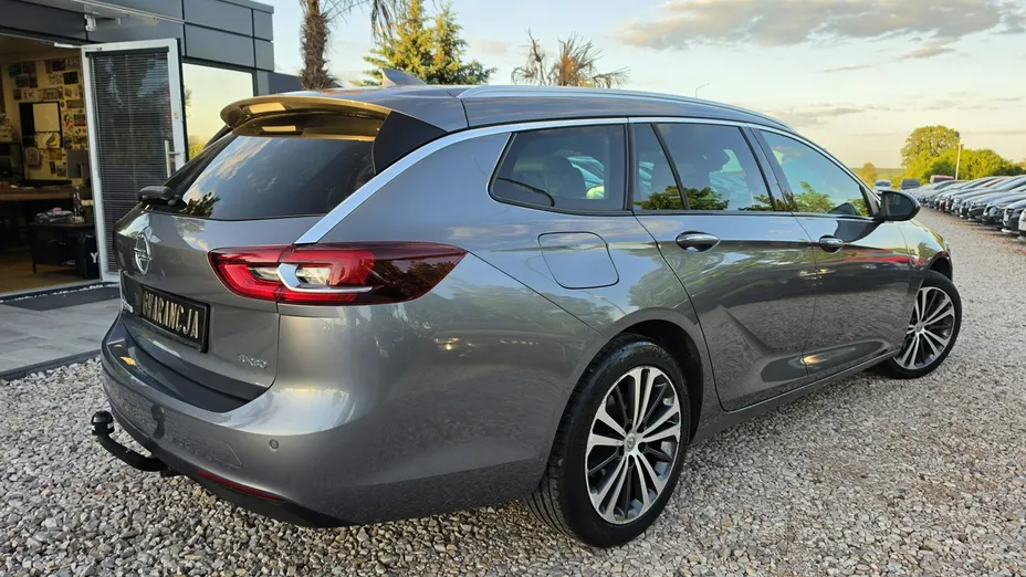 OPEL Insignia -