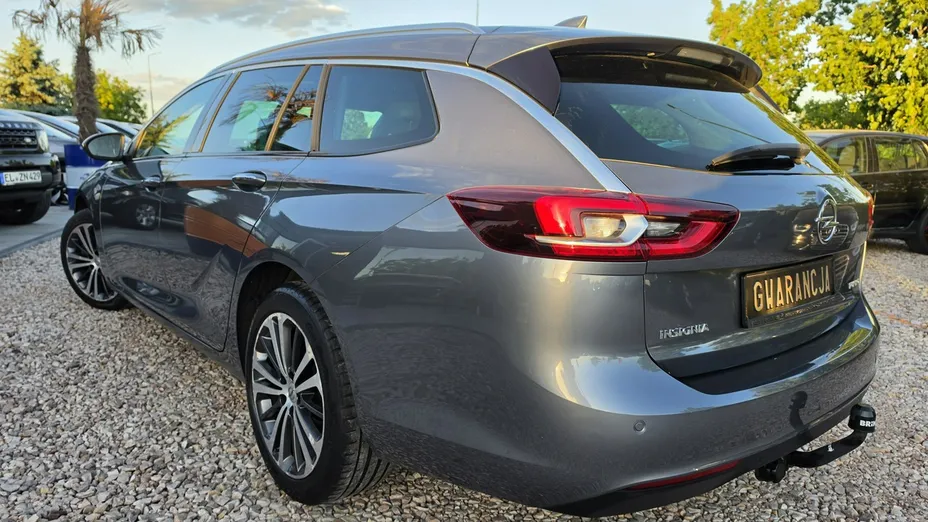 OPEL Insignia -