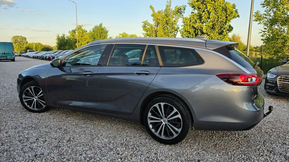 OPEL Insignia -