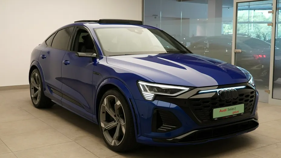 AUDI SQ8 e-tron -