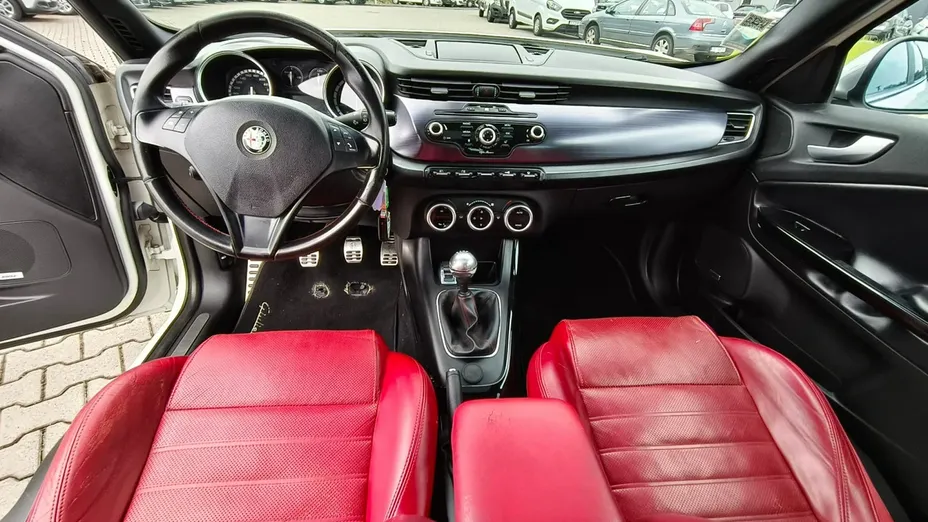 ALFA ROMEO Giulietta -
