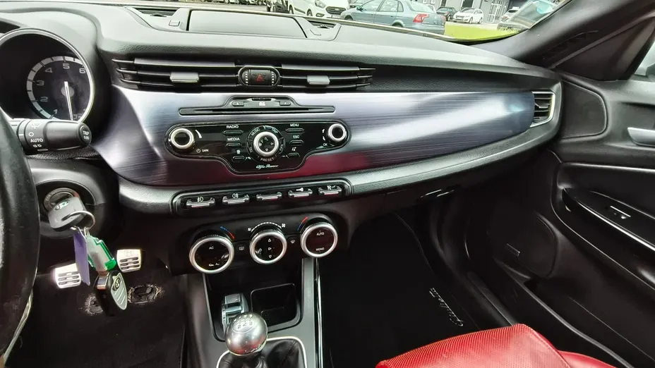 ALFA ROMEO Giulietta -