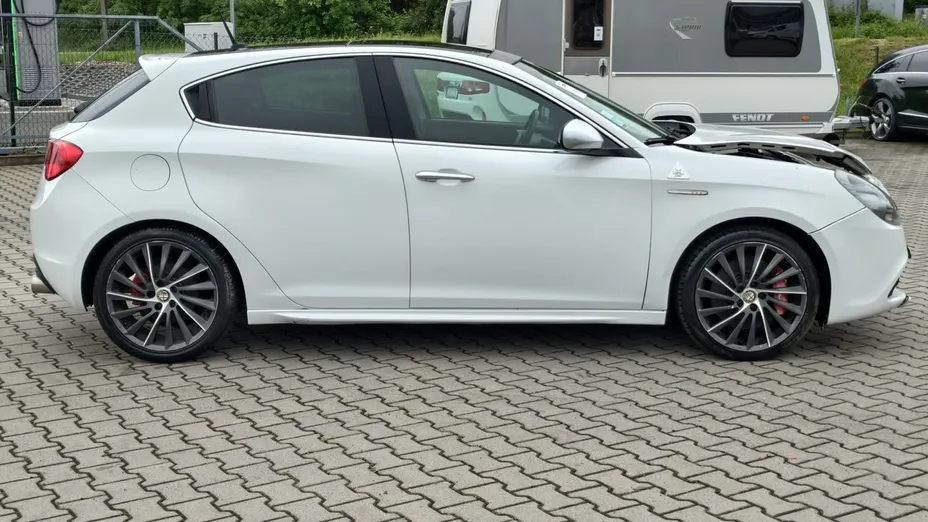 ALFA ROMEO Giulietta -