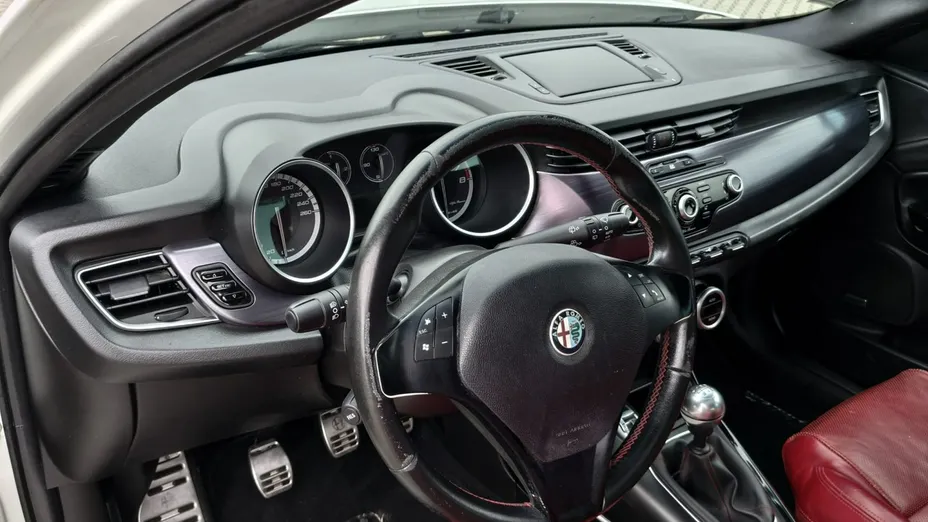 ALFA ROMEO Giulietta -