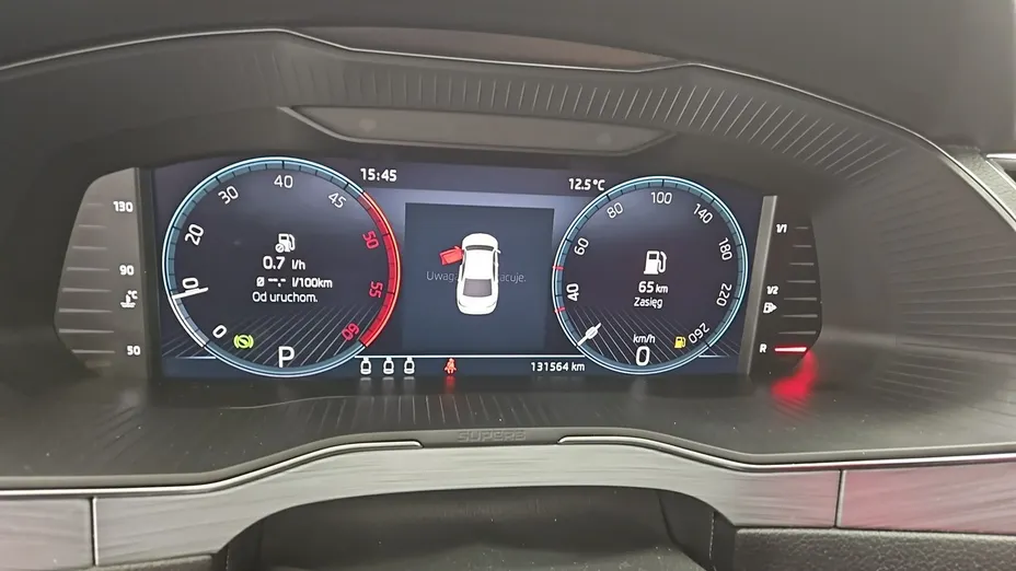 SKODA Superb -
