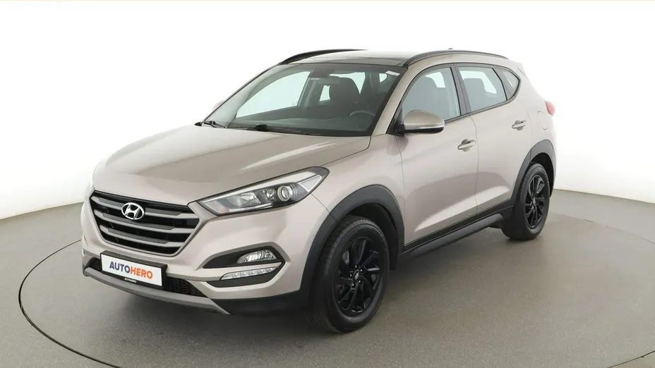 HYUNDAI Tucson -