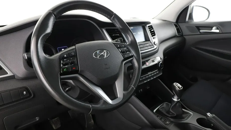 HYUNDAI Tucson -