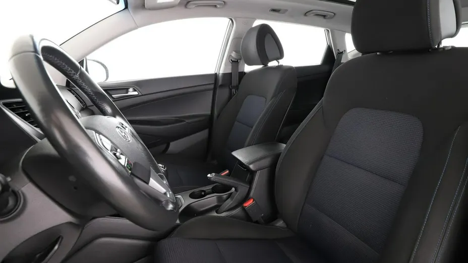 HYUNDAI Tucson -