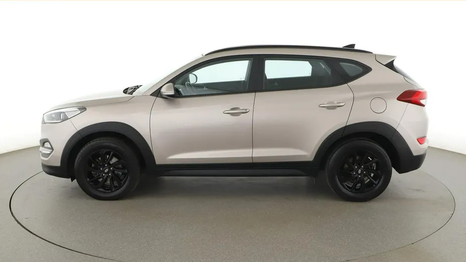 HYUNDAI Tucson -