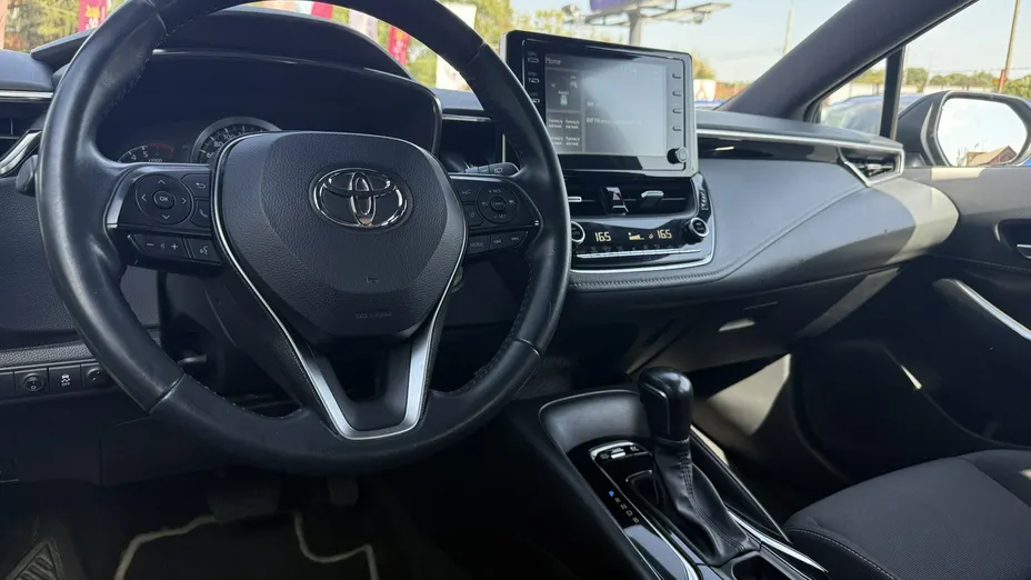TOYOTA Corolla -
