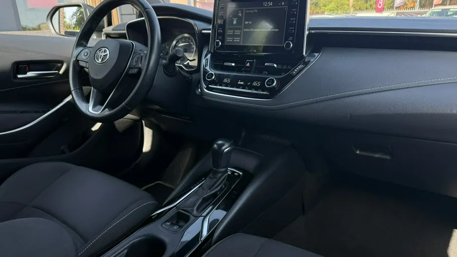 TOYOTA Corolla -