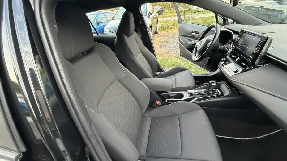 TOYOTA Corolla -