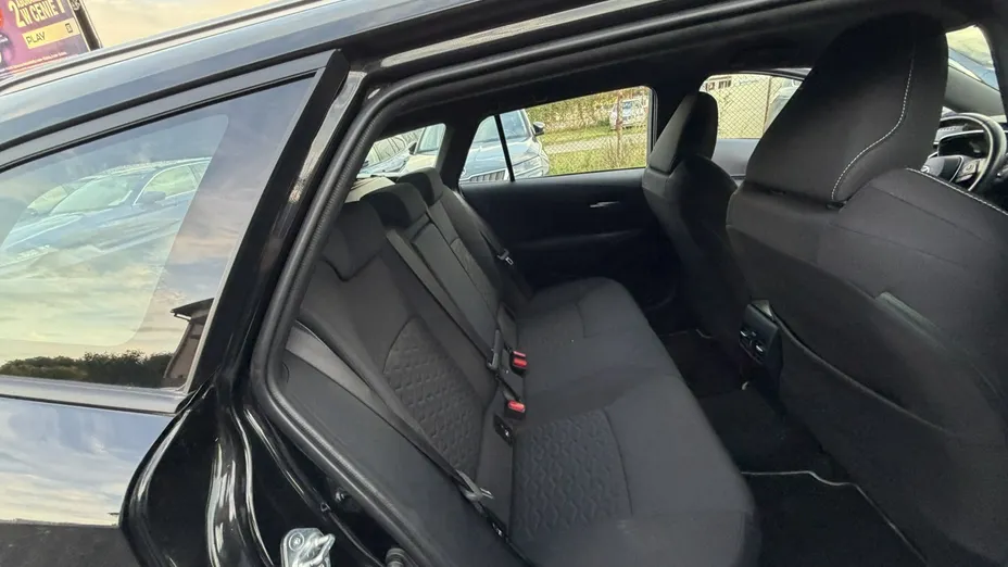 TOYOTA Corolla -