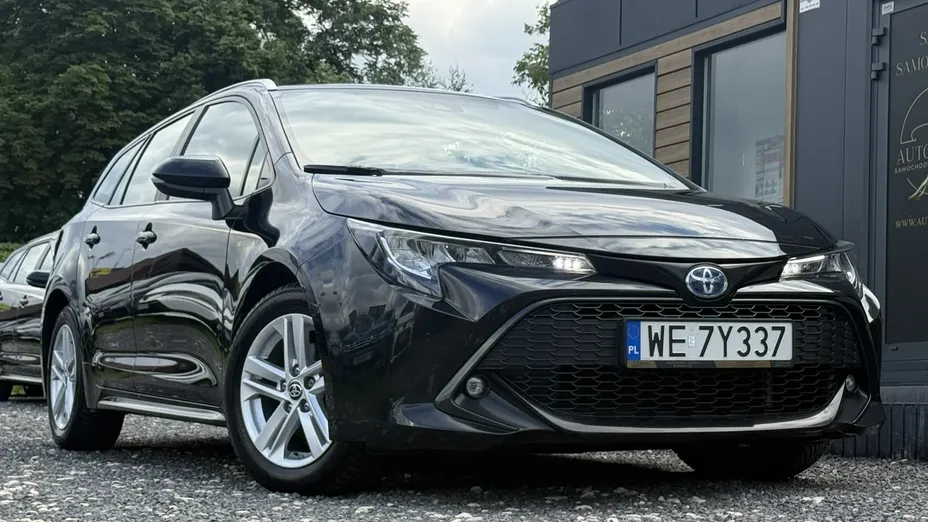 TOYOTA Corolla -