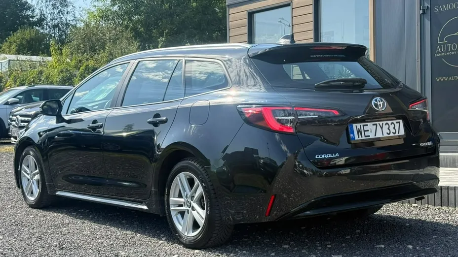 TOYOTA Corolla -