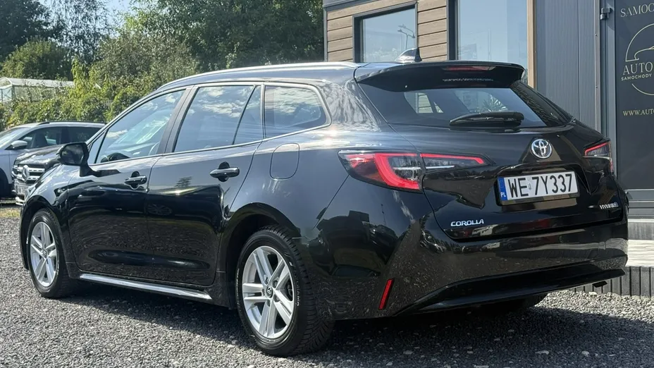 TOYOTA Corolla -