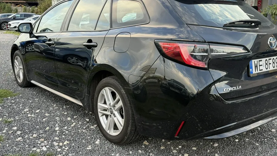 TOYOTA Corolla -