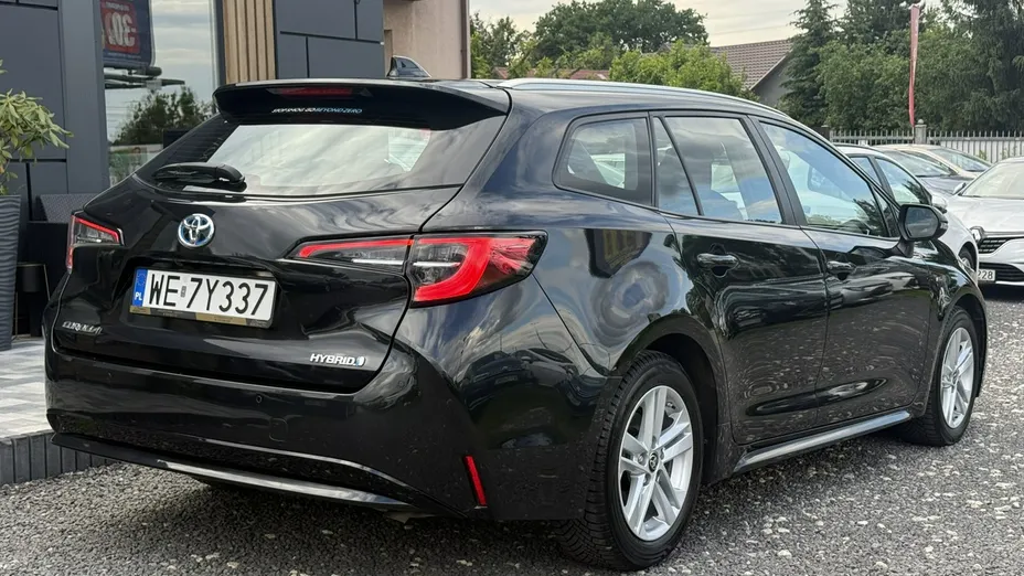 TOYOTA Corolla -