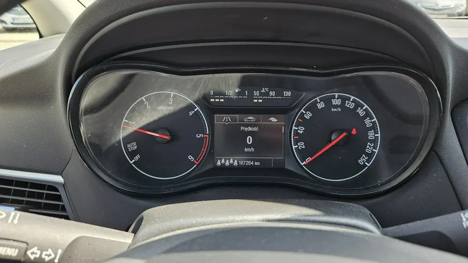 OPEL Zafira -