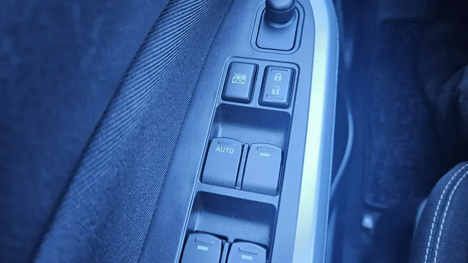 SUZUKI Vitara -