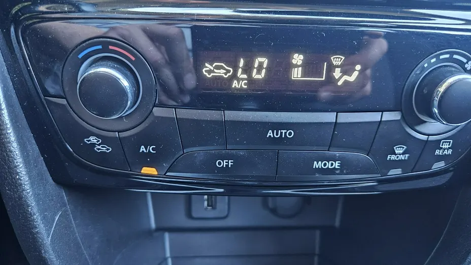 SUZUKI Vitara -