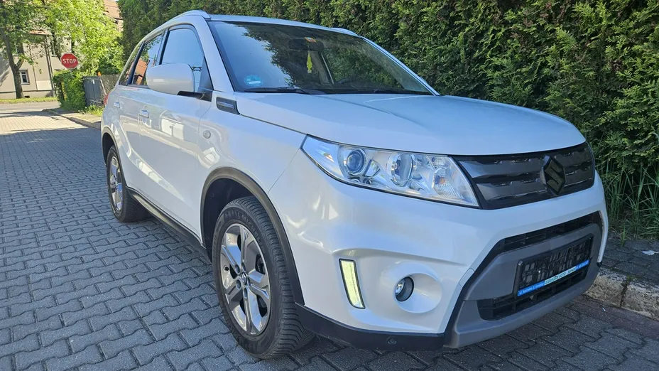 SUZUKI Vitara -